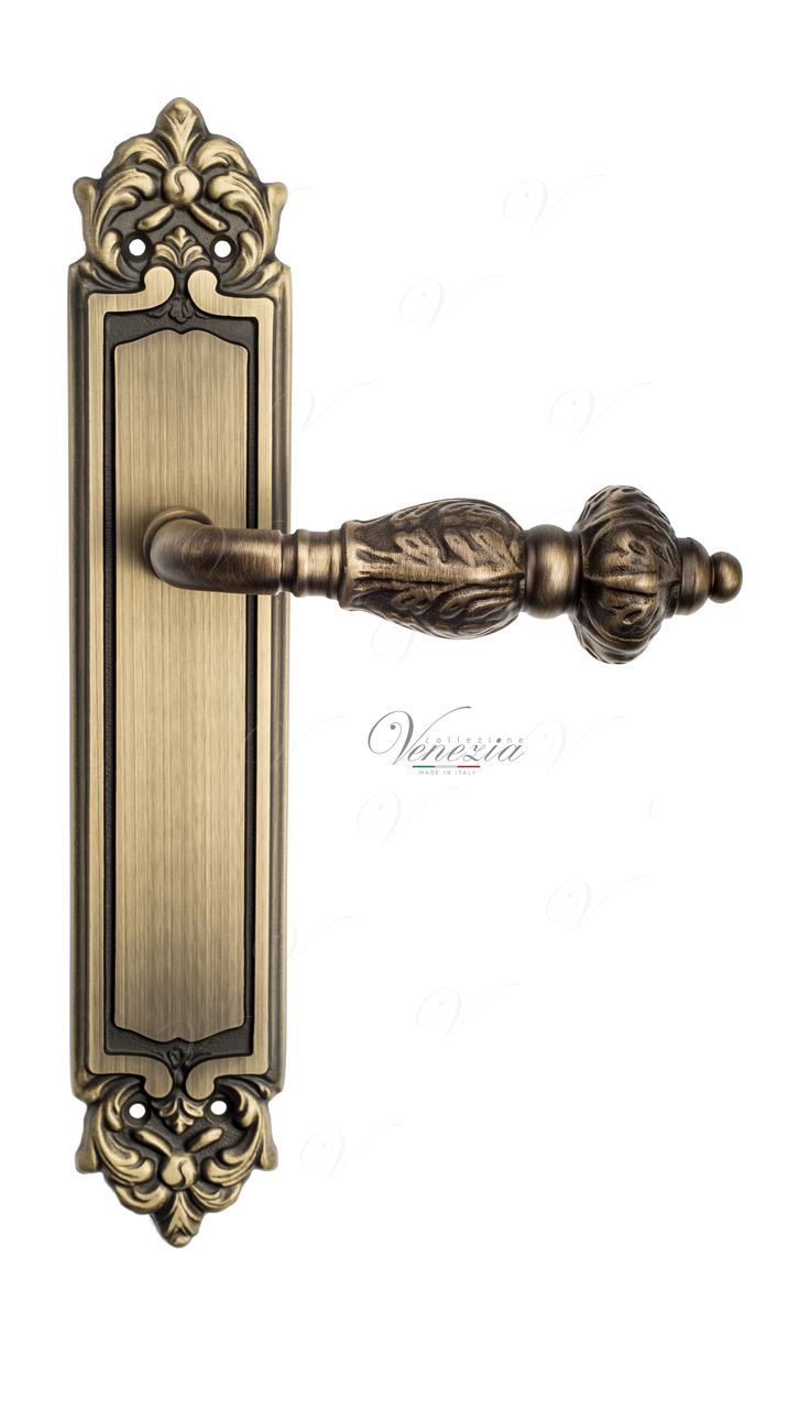 Door Handle Venezia  LUCRECIA  On Backplate PL96 Mat Bronze