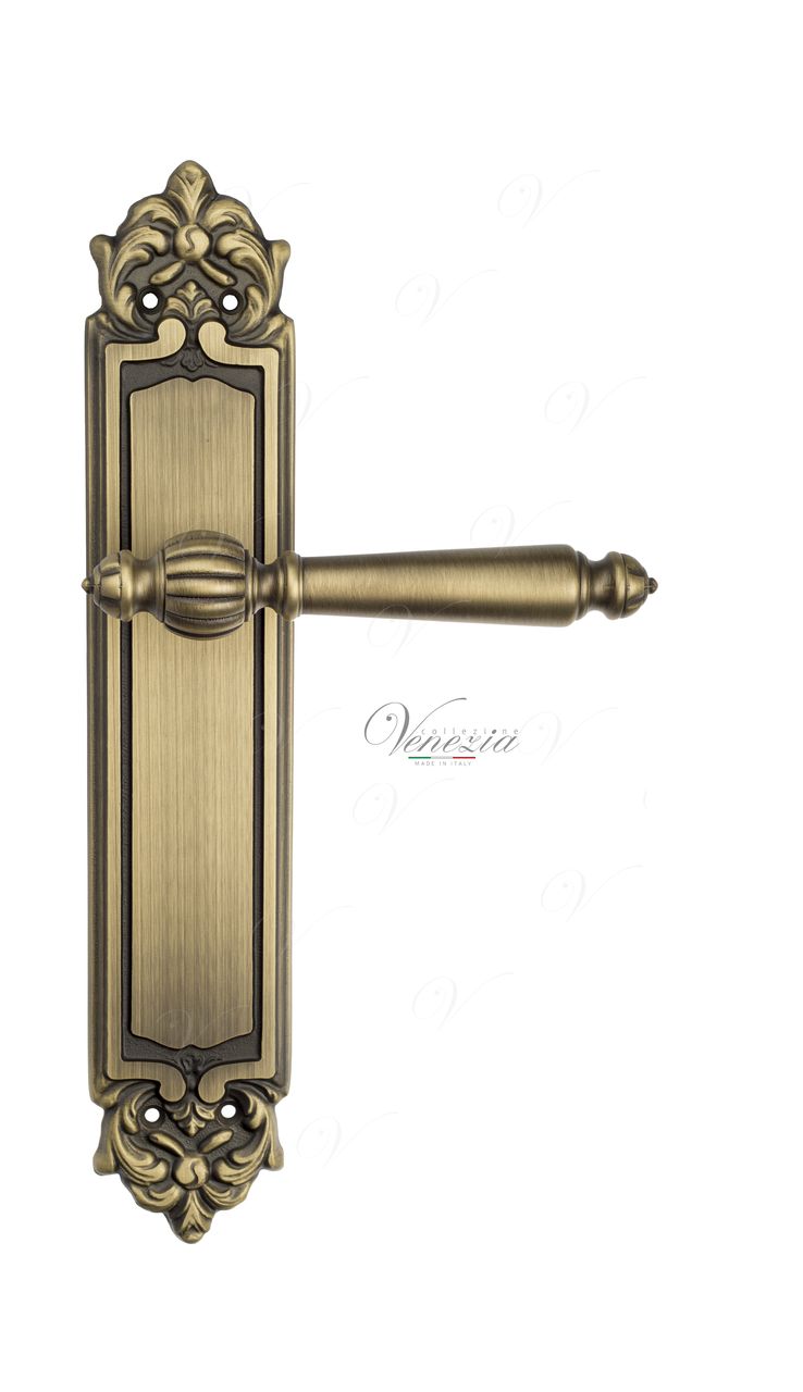 Door Handle Venezia  PELLESTRINA  On Backplate PL96 Mat Bronze