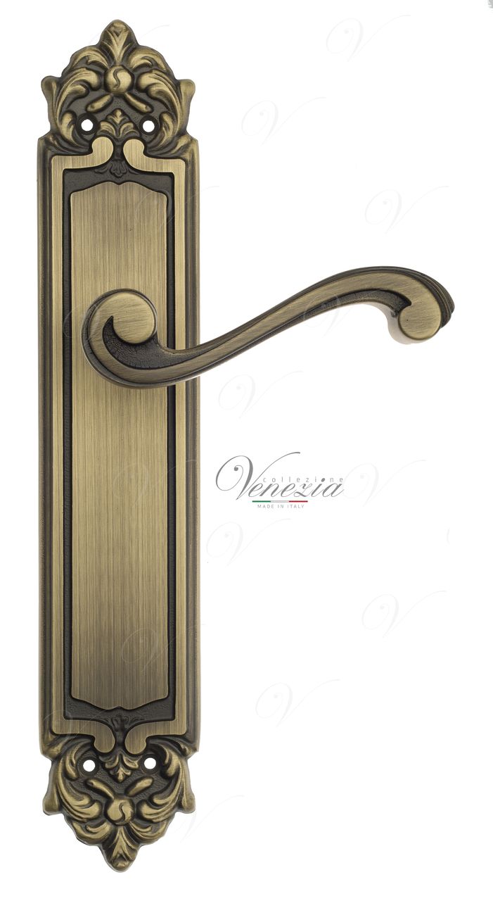 Door Handle Venezia  VIVALDI  On Backplate PL96 Mat Bronze