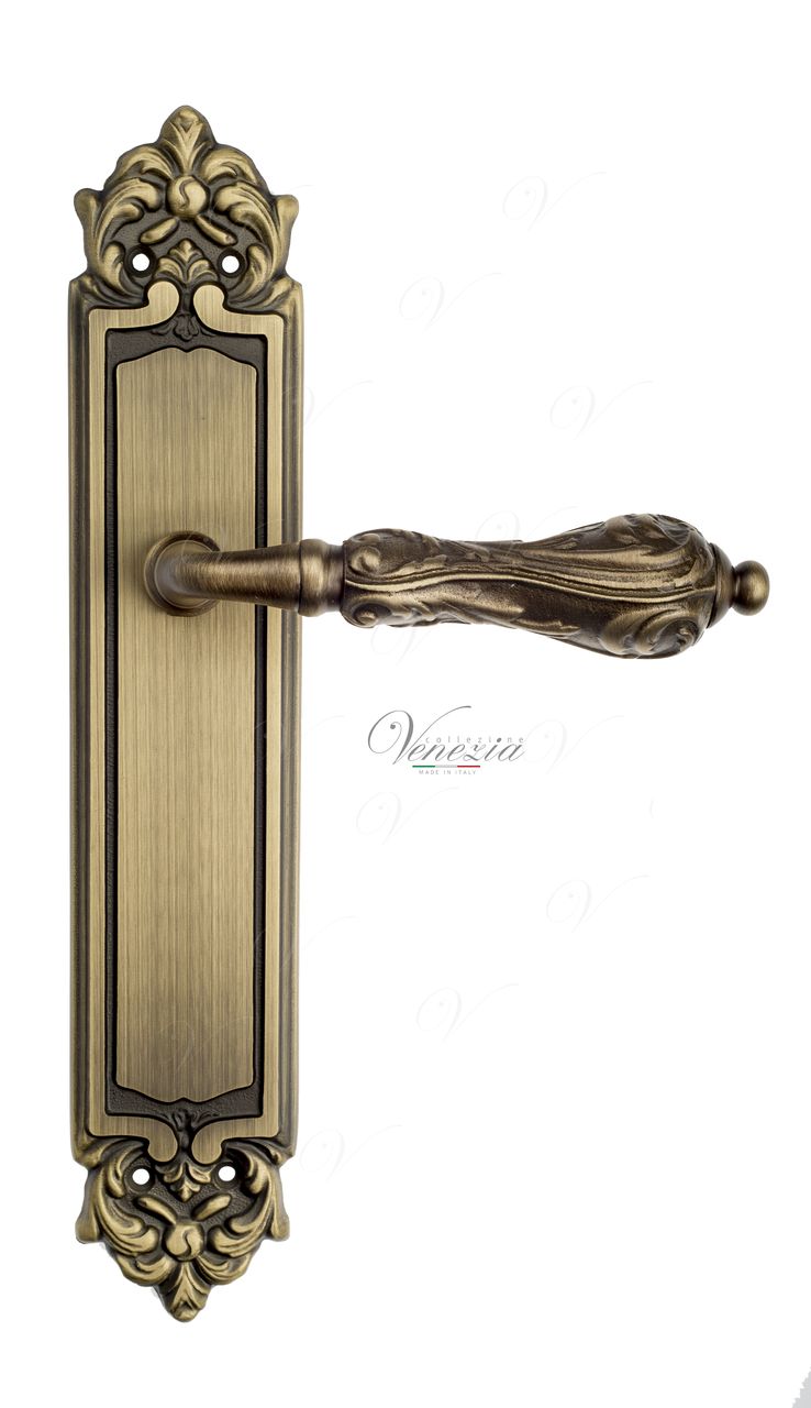 Door Handle Venezia  MONTE CRISTO  On Backplate PL96 Mat Bronze